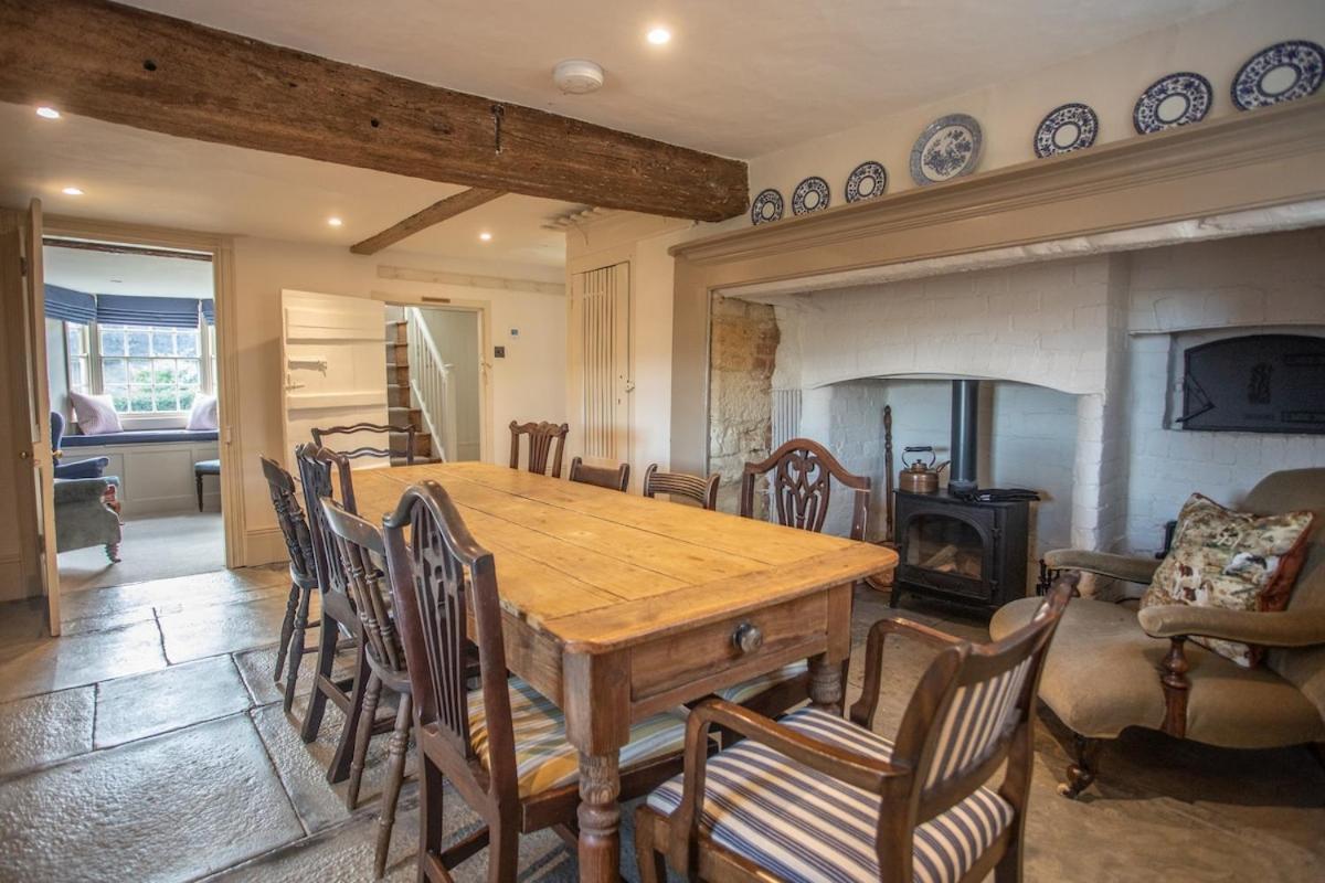 Beautiful Cotswold Farmhouse With Hot Tub Manchester Exteriör bild
